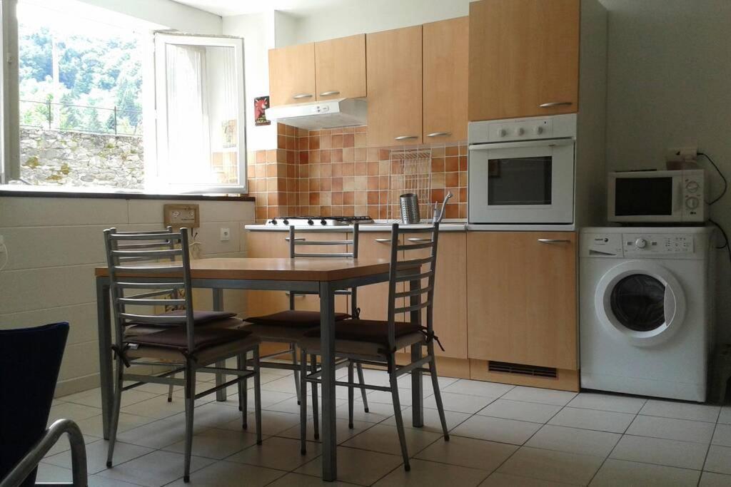 Cure Thermale Ou Vacances D'Ete Au Mont Dore Exterior photo